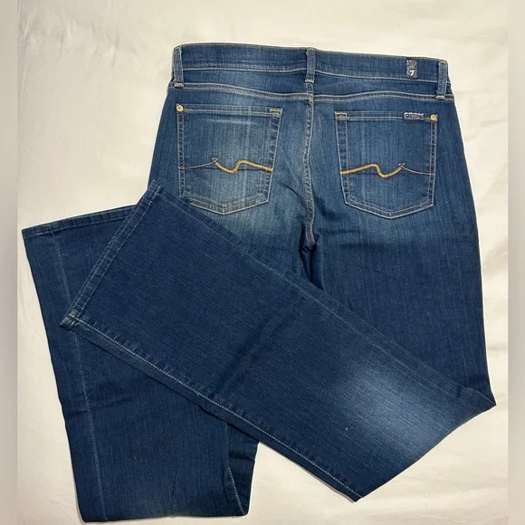 7 For All Mankind Bootcut Mid Rise Dark Wash Jeans Size 31 EUC - Picture 3 of 6
